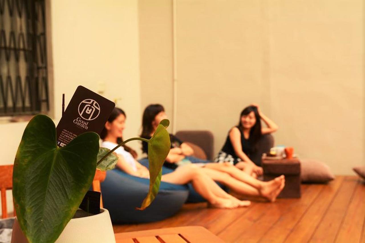 Good Garden Female Hostel Tainan Esterno foto